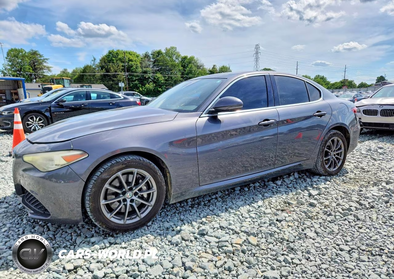 2018 Alfa Romeo Giulia Q4