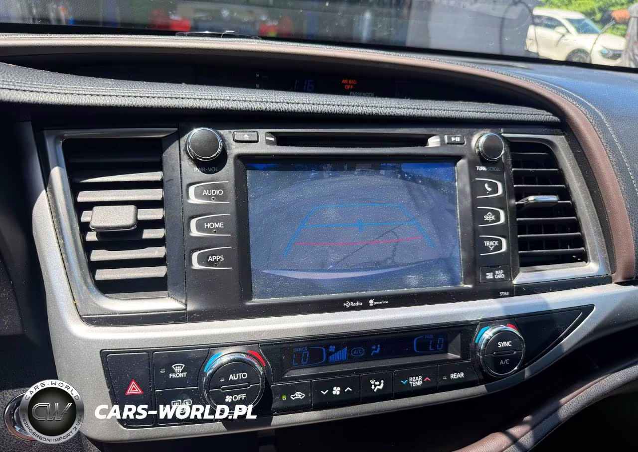 2015 Toyota Highlander Xle VIN:5TDJKRFH3FS075698 - 10