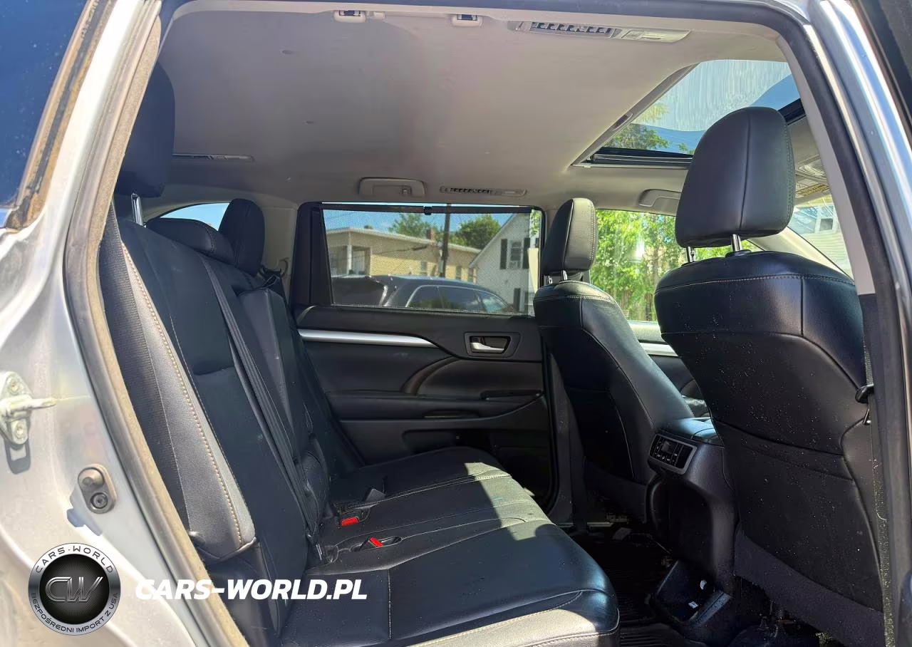 2015 Toyota Highlander Xle VIN:5TDJKRFH3FS075698 - 9