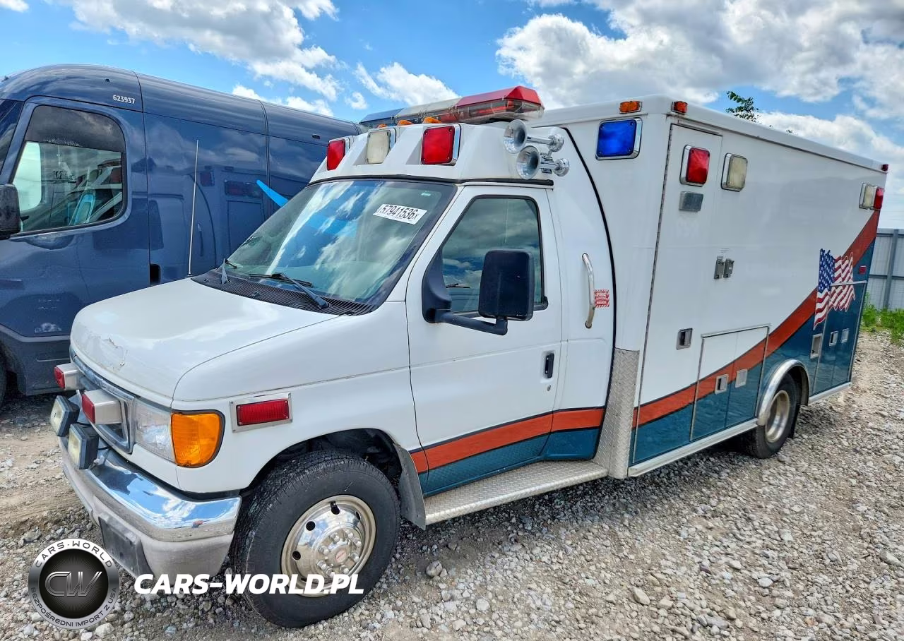 2003 Ford Econoline - Ambulance