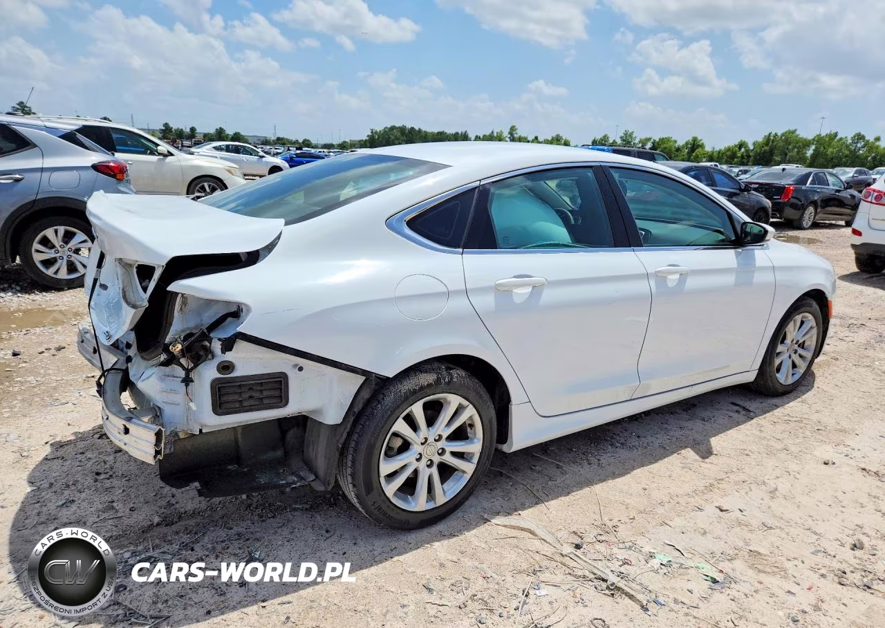 2016 Chrysler 200 Limited VIN:1C3CCCAB5GN106998 - 3