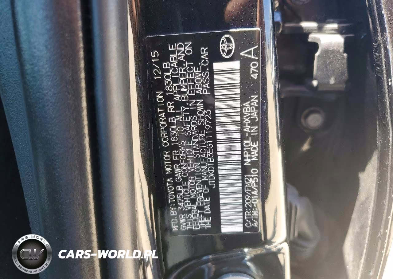 2016 Toyota Prius C Persona Special Edition VIN:JTDKDTB35G1119723 - 13