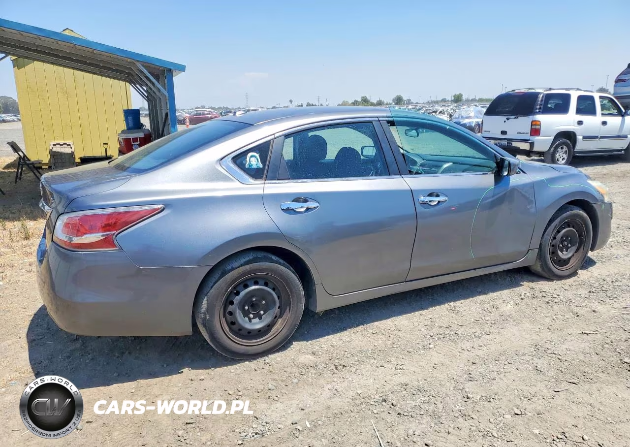 2015 Nissan Altima 2.5 S VIN:1N4AL3AP3FN356047 - 3