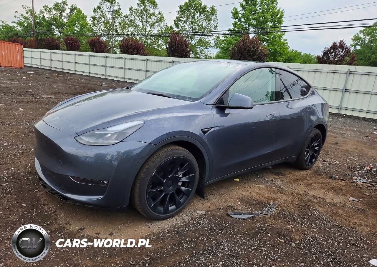 2023 Tesla Model Y – zdjęcie 1 z 12