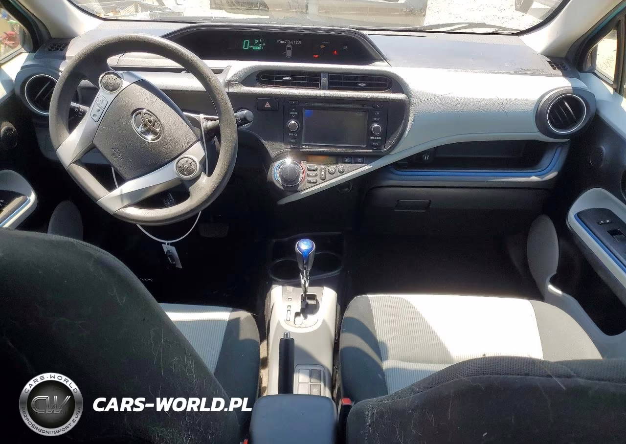 2012 Toyota Prius C Three VIN:JTDKDTB3XC1027467 - 8