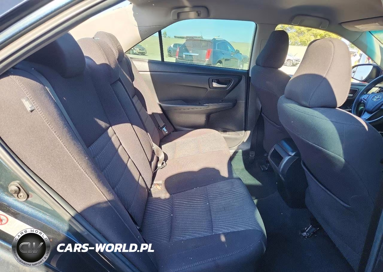 2015 Toyota Camry Le VIN:4T1BF1FKXFU005242 - 10