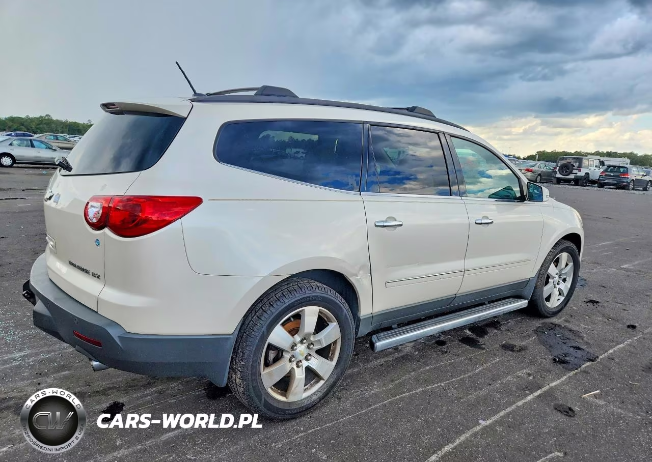 2011 Chevrolet Traverse Ltz VIN:1GNKRLED8BJ214590 - 3