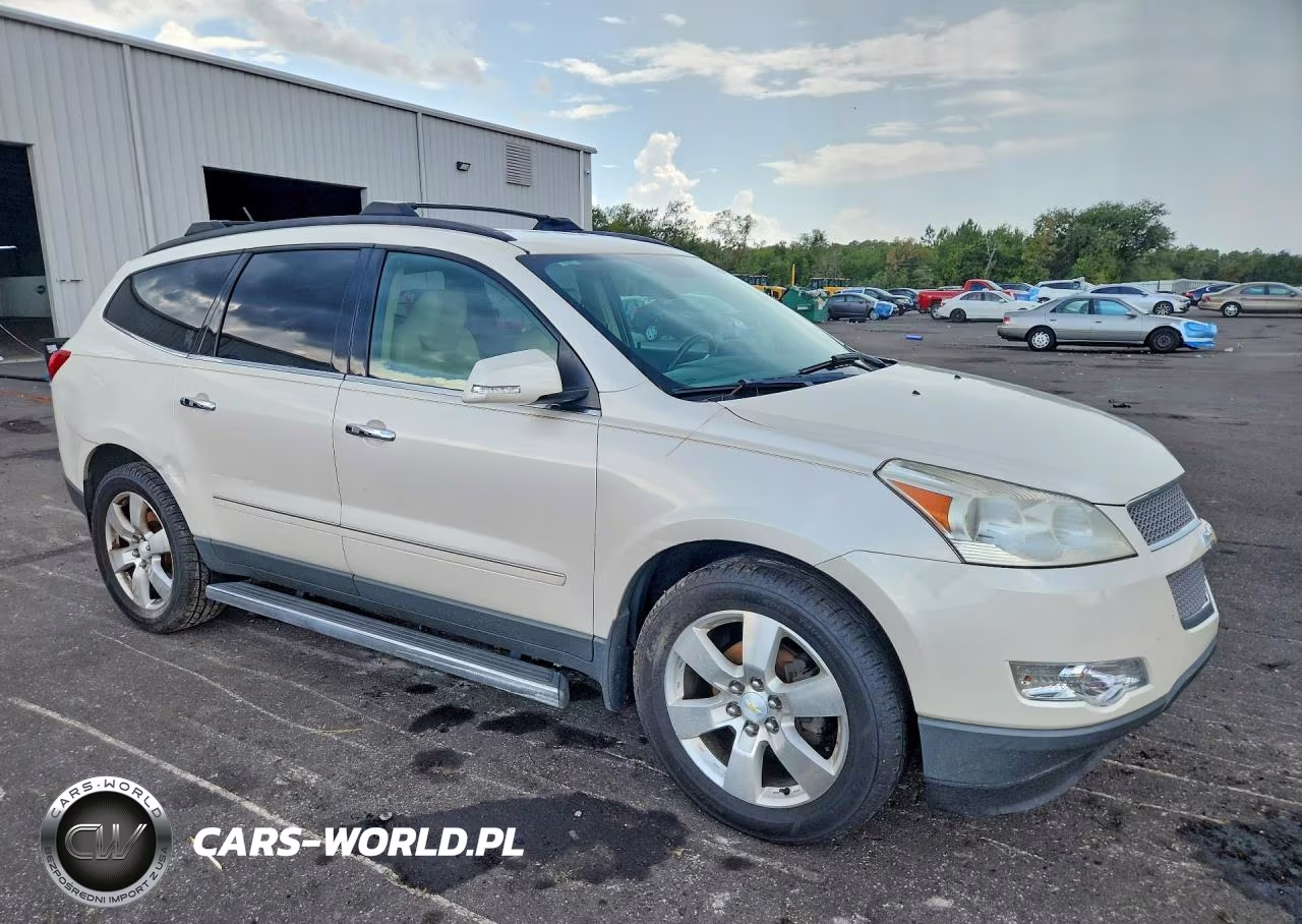 2011 Chevrolet Traverse Ltz VIN:1GNKRLED8BJ214590 - 4