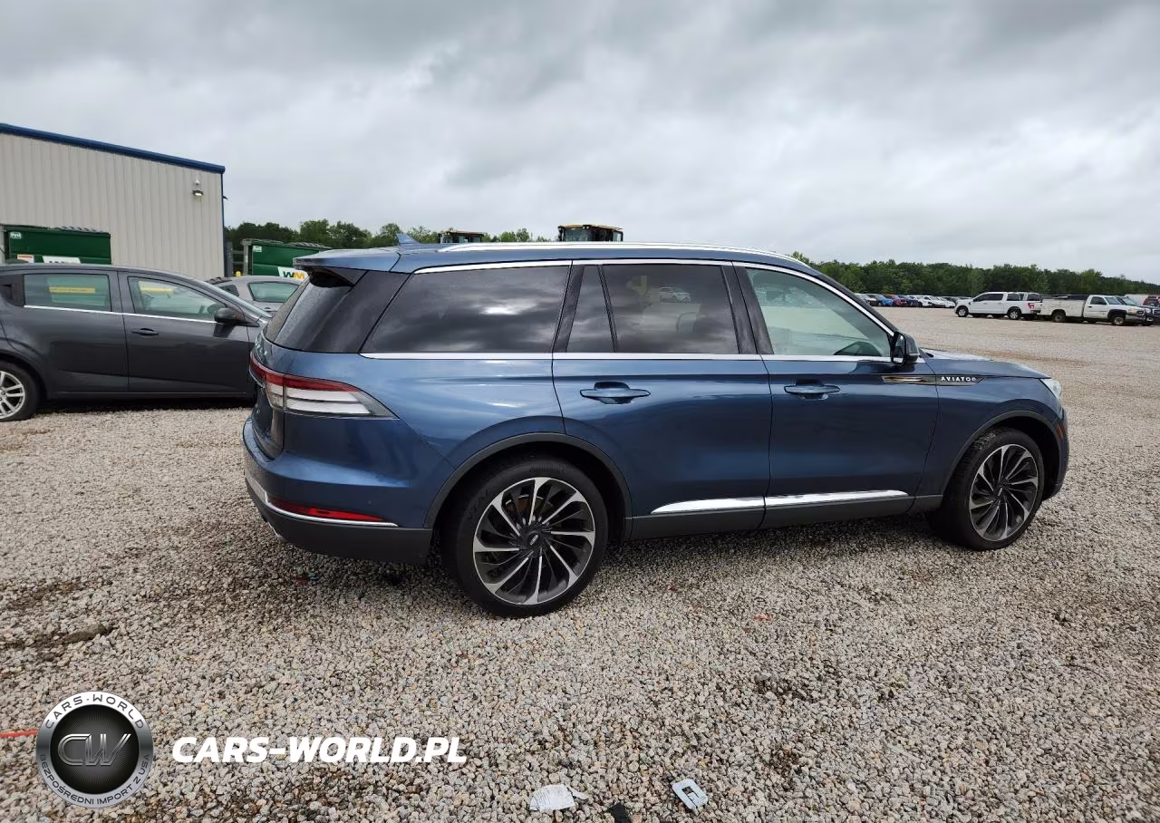 2020 Lincoln Aviator Reserve VIN:5LM5J7XC8LGL00613 - 3