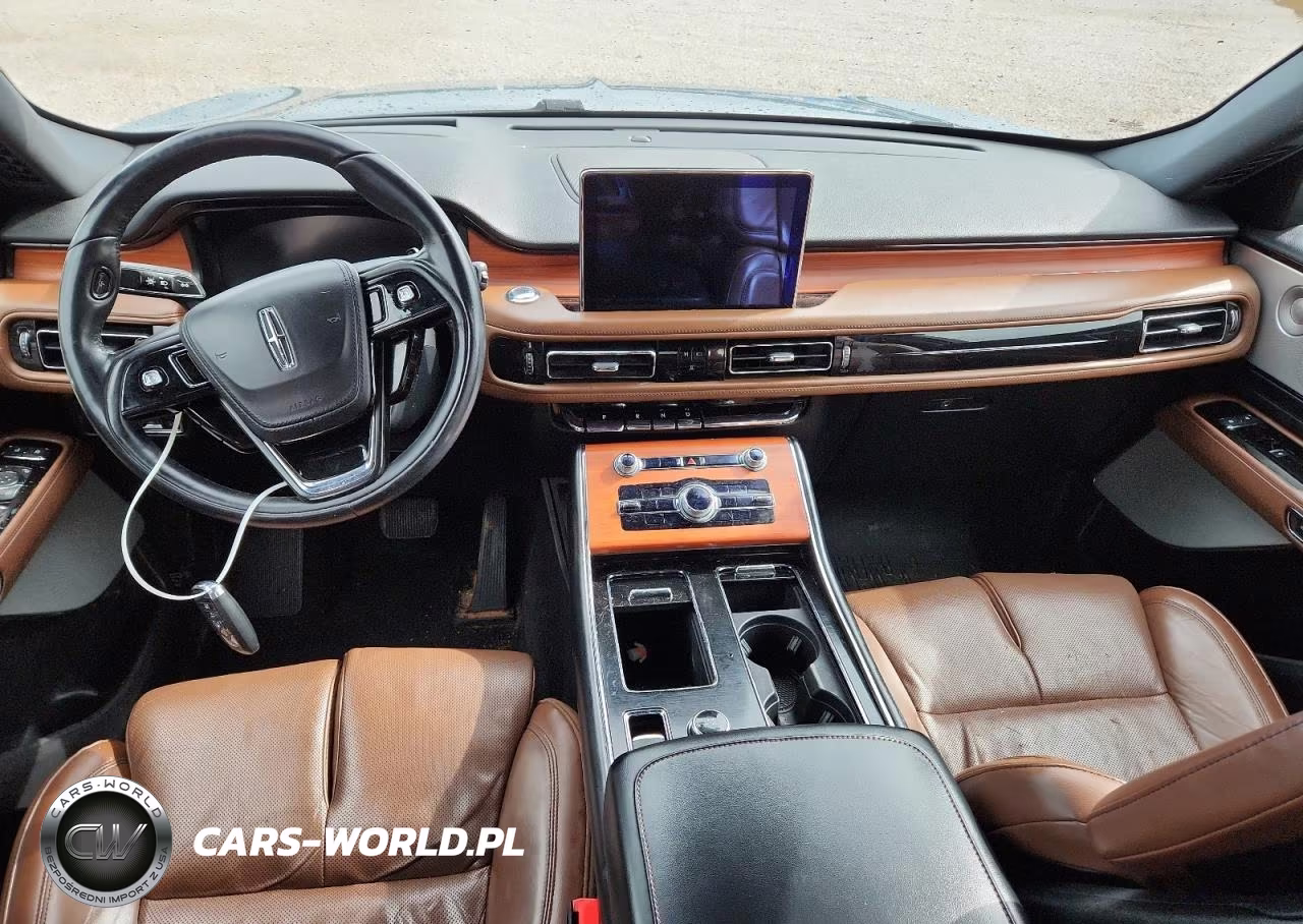 2020 Lincoln Aviator Reserve VIN:5LM5J7XC8LGL00613 - 8