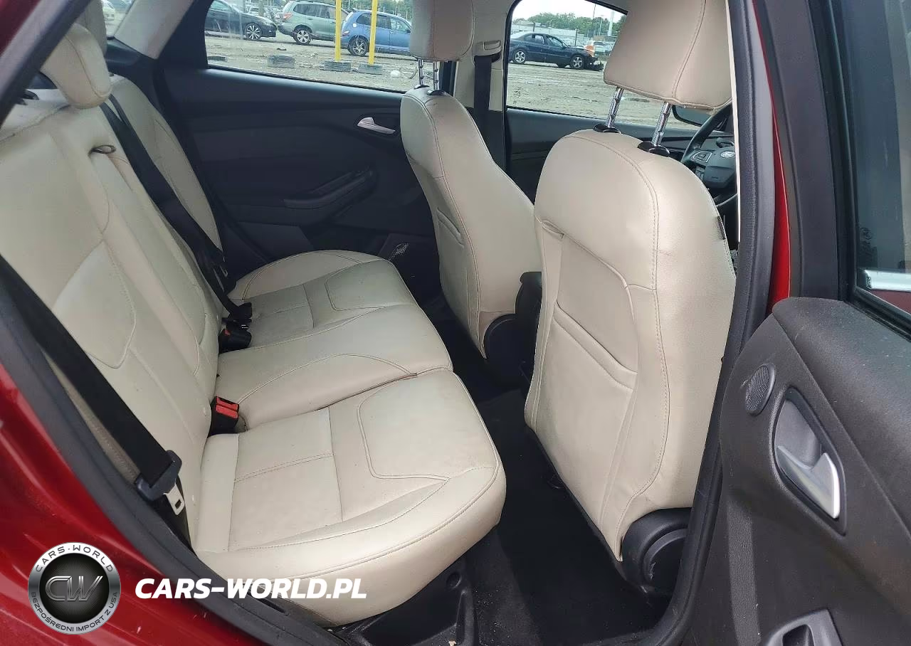2017 Ford Focus Titanium VIN:1FADP3J21HL295074 - 10