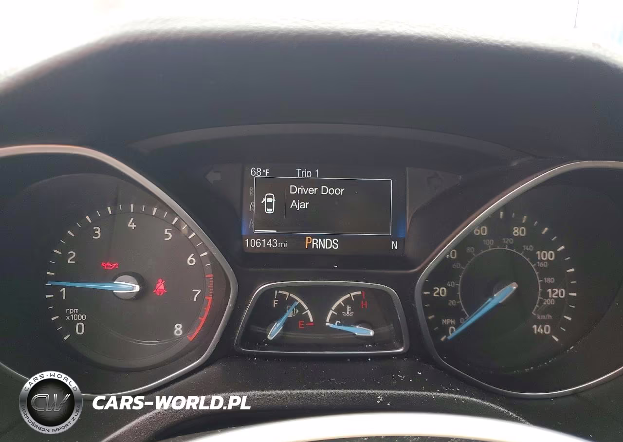 2017 Ford Focus Titanium VIN:1FADP3J21HL295074 - 9