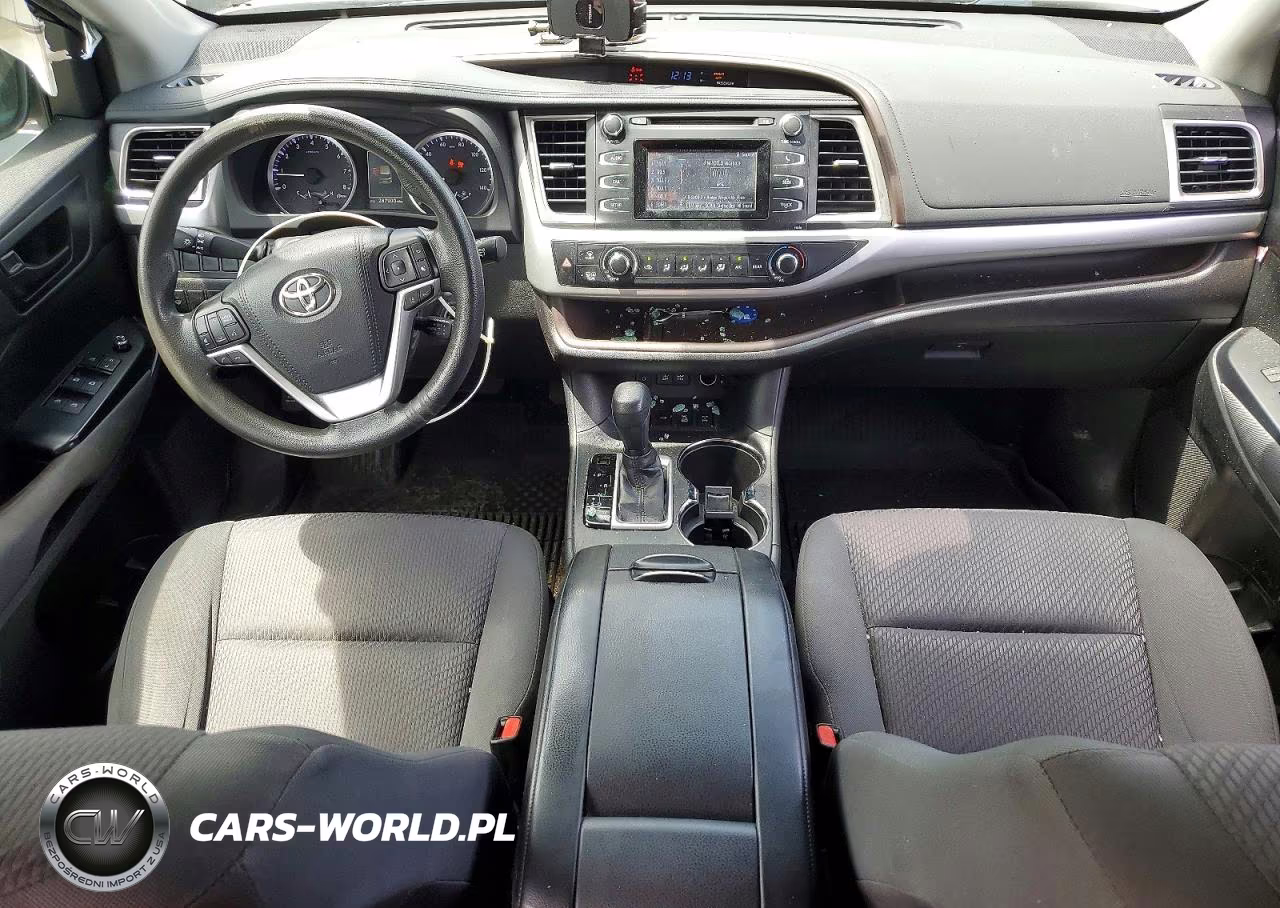 2017 Toyota Highlander Le VIN:5TDBZRFH8HS459267 - 8