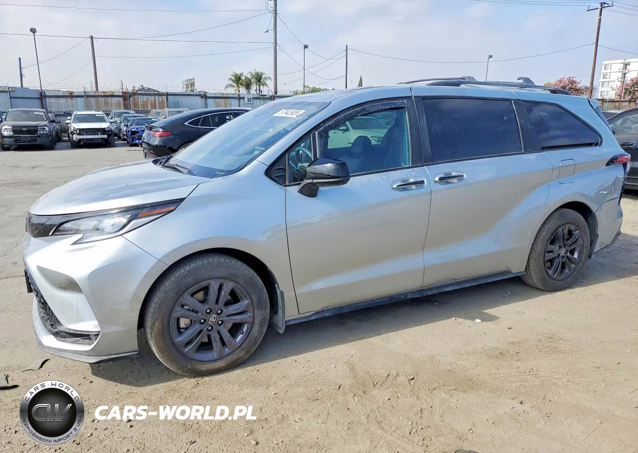 2025 Toyota Sienna Xse – zdjęcie 1 z 13