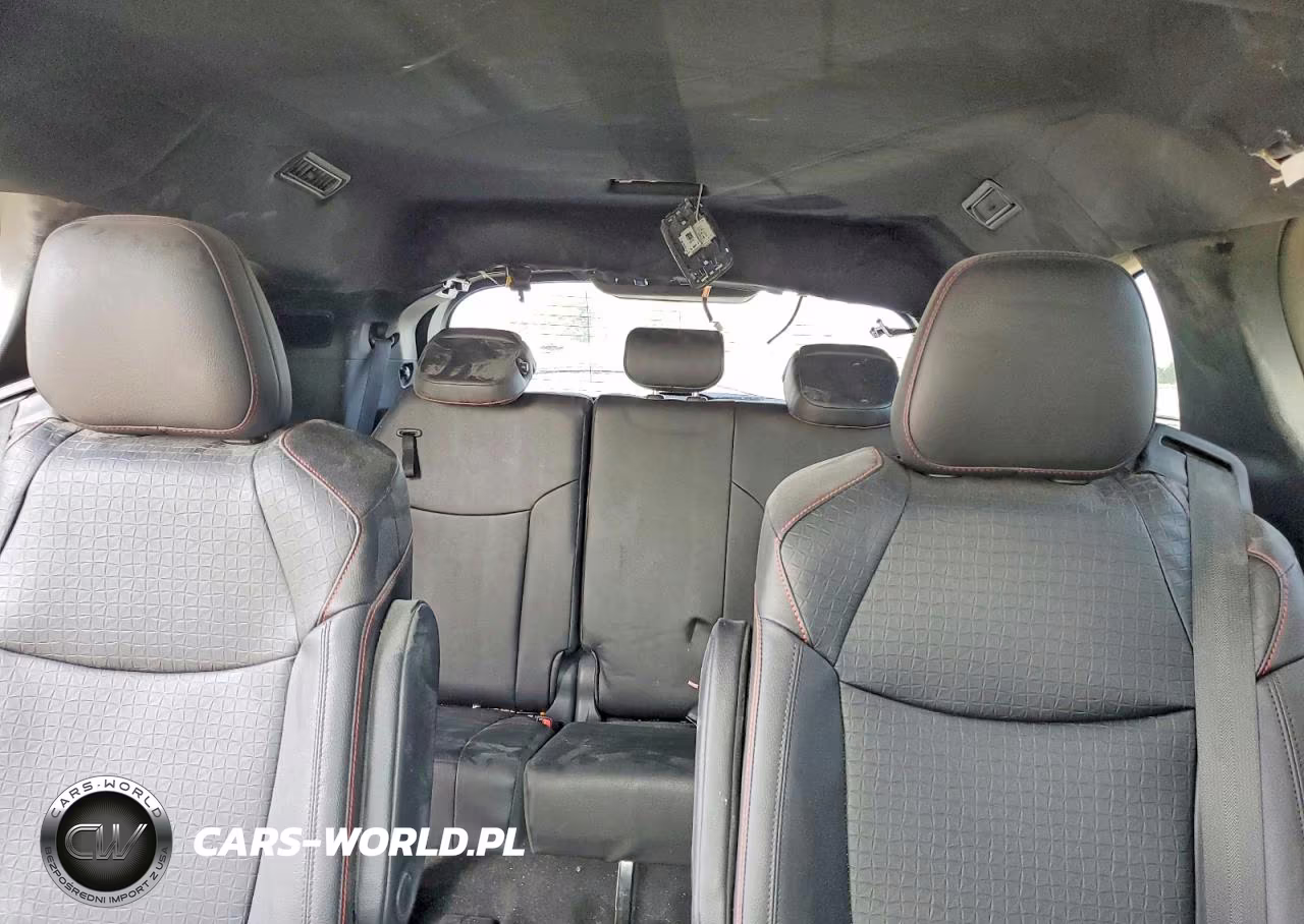 2025 Toyota Sienna Xse VIN:5TDDSKFC1SS166407 - 10