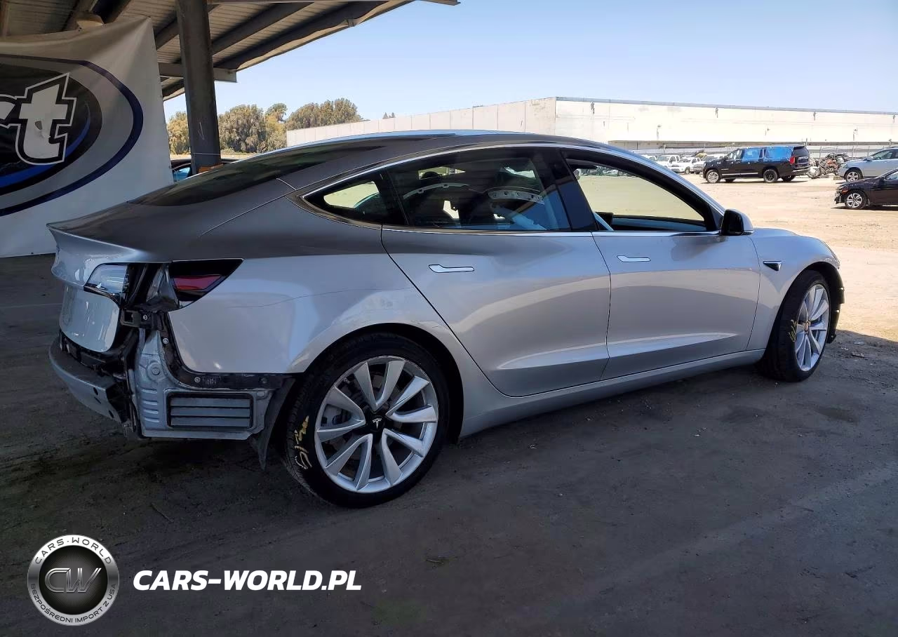 2018 Tesla Model 3 VIN:5YJ3E1EB7JF069253 - 3