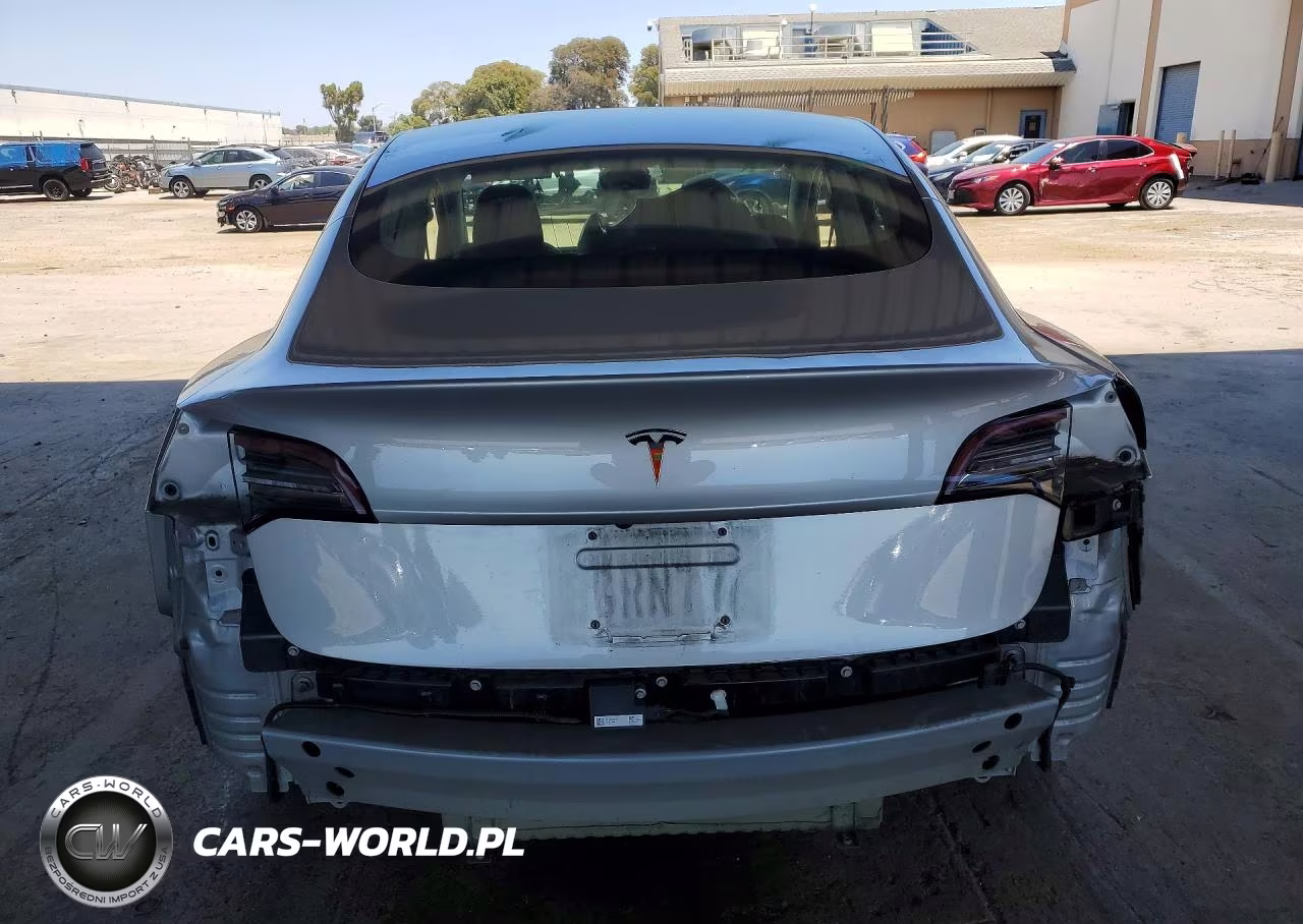 2018 Tesla Model 3 VIN:5YJ3E1EB7JF069253 - 6