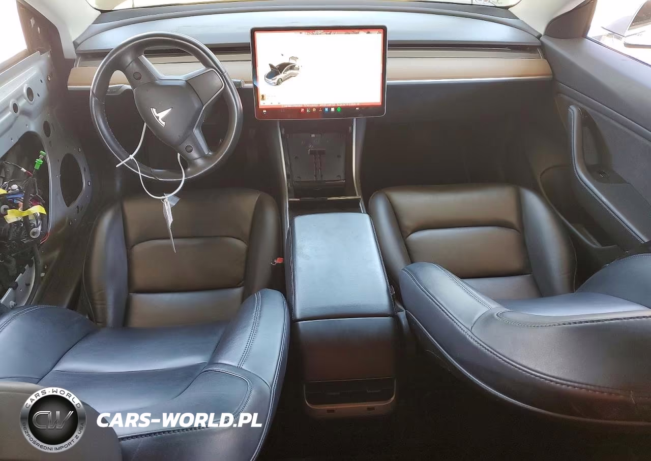 2018 Tesla Model 3 VIN:5YJ3E1EB7JF069253 - 8