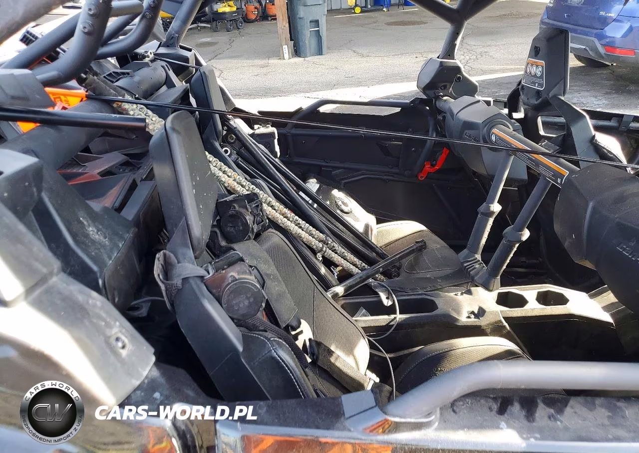 2023 Can-Am Maverick X3 Utility Vehicle VIN:3JBVNAV29PE002194 - 6