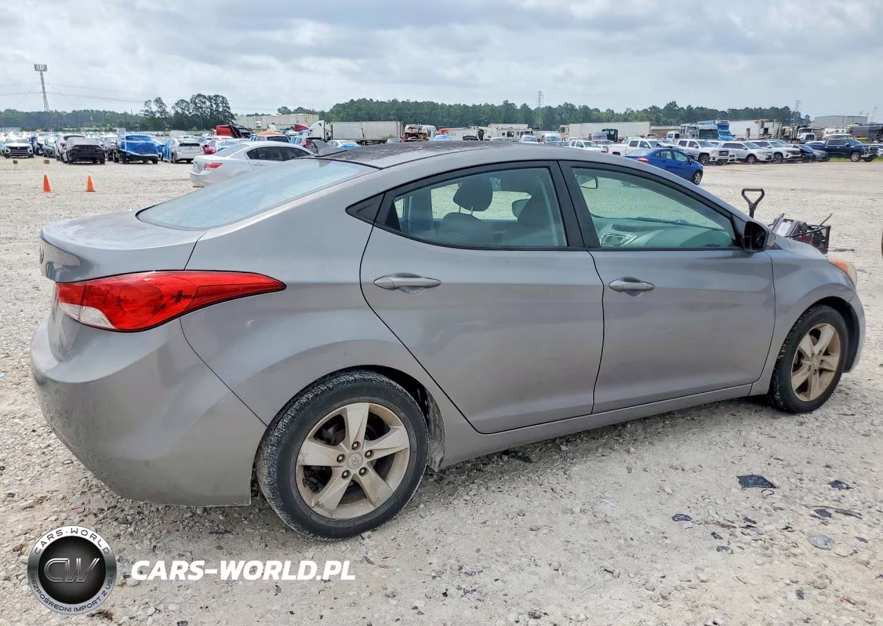 2011 Hyundai Elantra Gls VIN:KMHDH4AE2BU106713 - 3