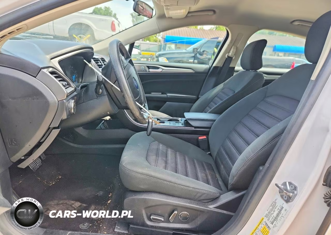 2017 Ford Fusion Se VIN:3FA6P0H70HR192819 - 7