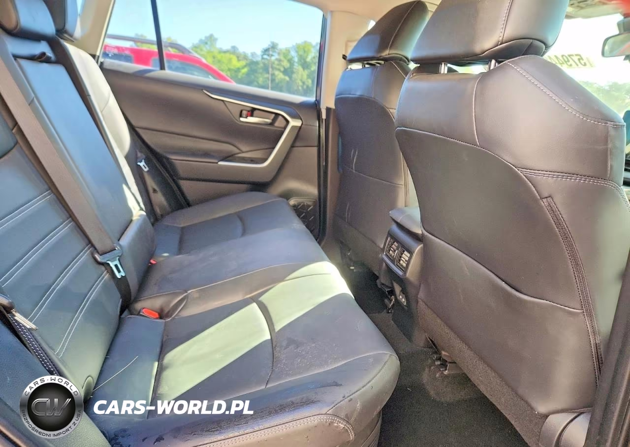2024 Toyota Rav4 Xle Premium VIN:JTMB6RFV7RD127509 - 11