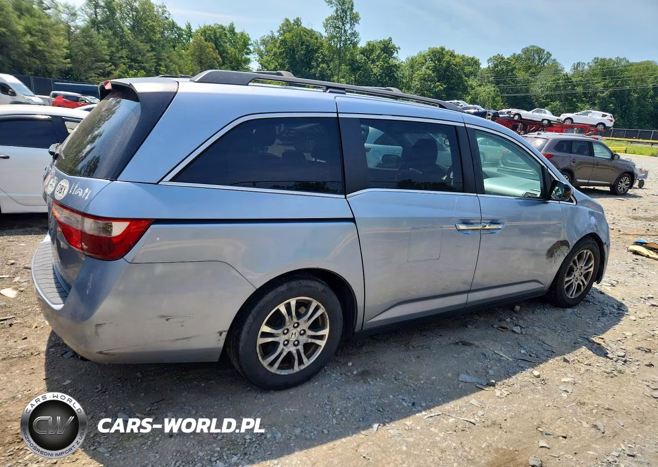 2011 Honda Odyssey Exl VIN:5FNRL5H60BB104027 - 3