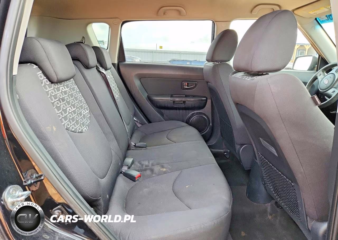 2010 Kia Soul + VIN:KNDJT2A29A7151242 - 11