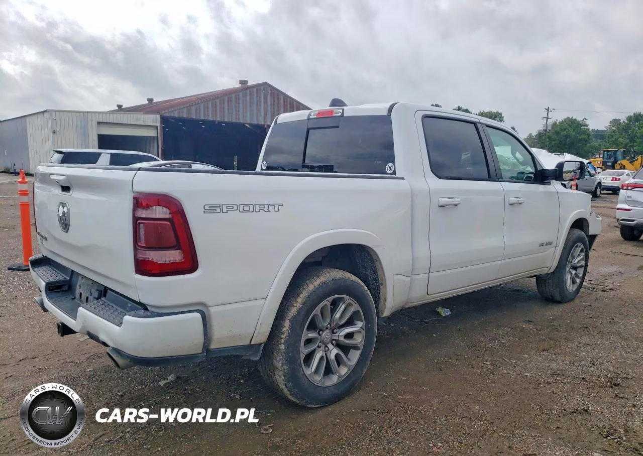 2022 Ram 1500 Laramie VIN:1C6RREJT5NN178278 - 3