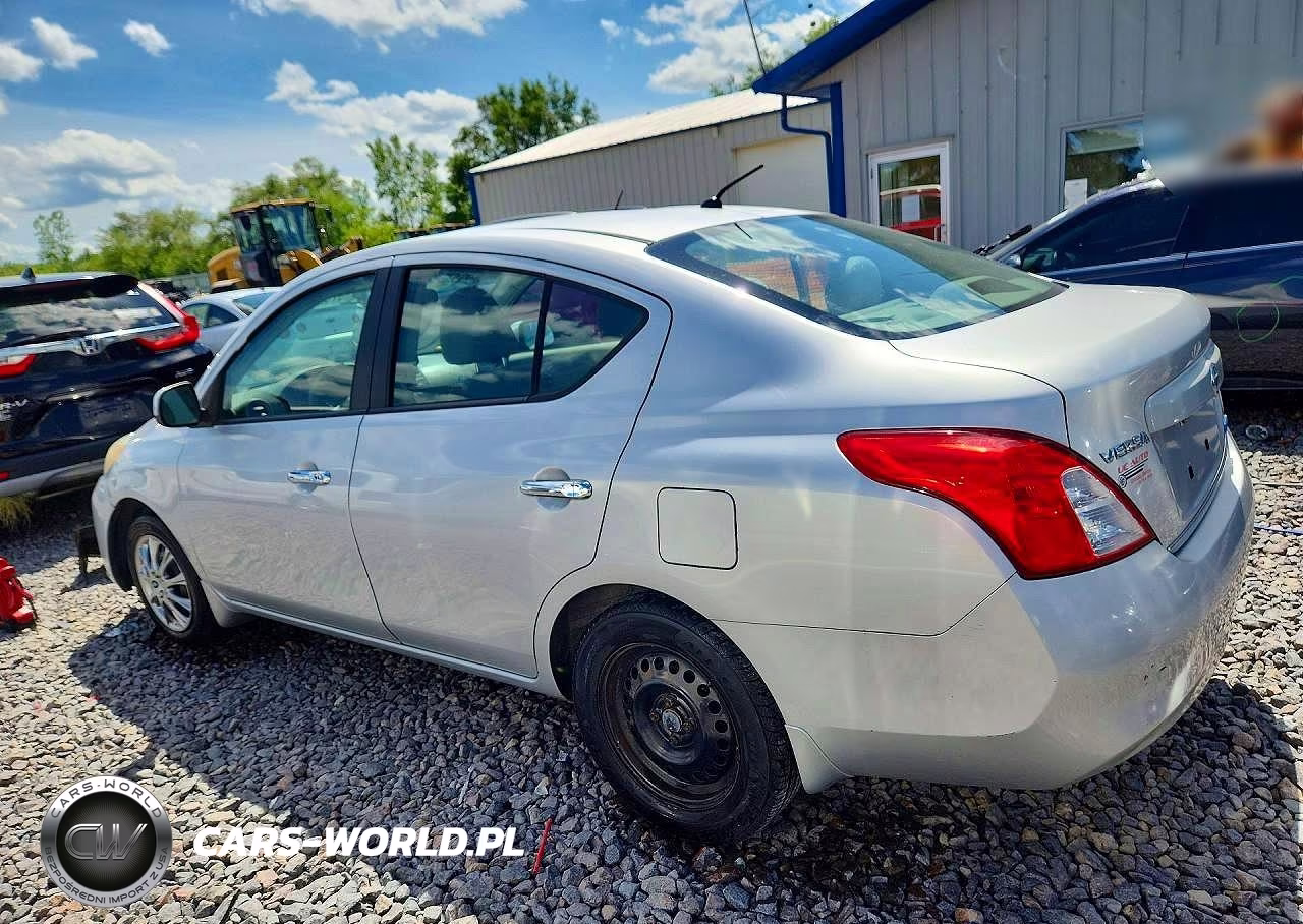 2012 Nissan Versa 1.6 S VIN:3N1CN7AP7CL868445 - 2