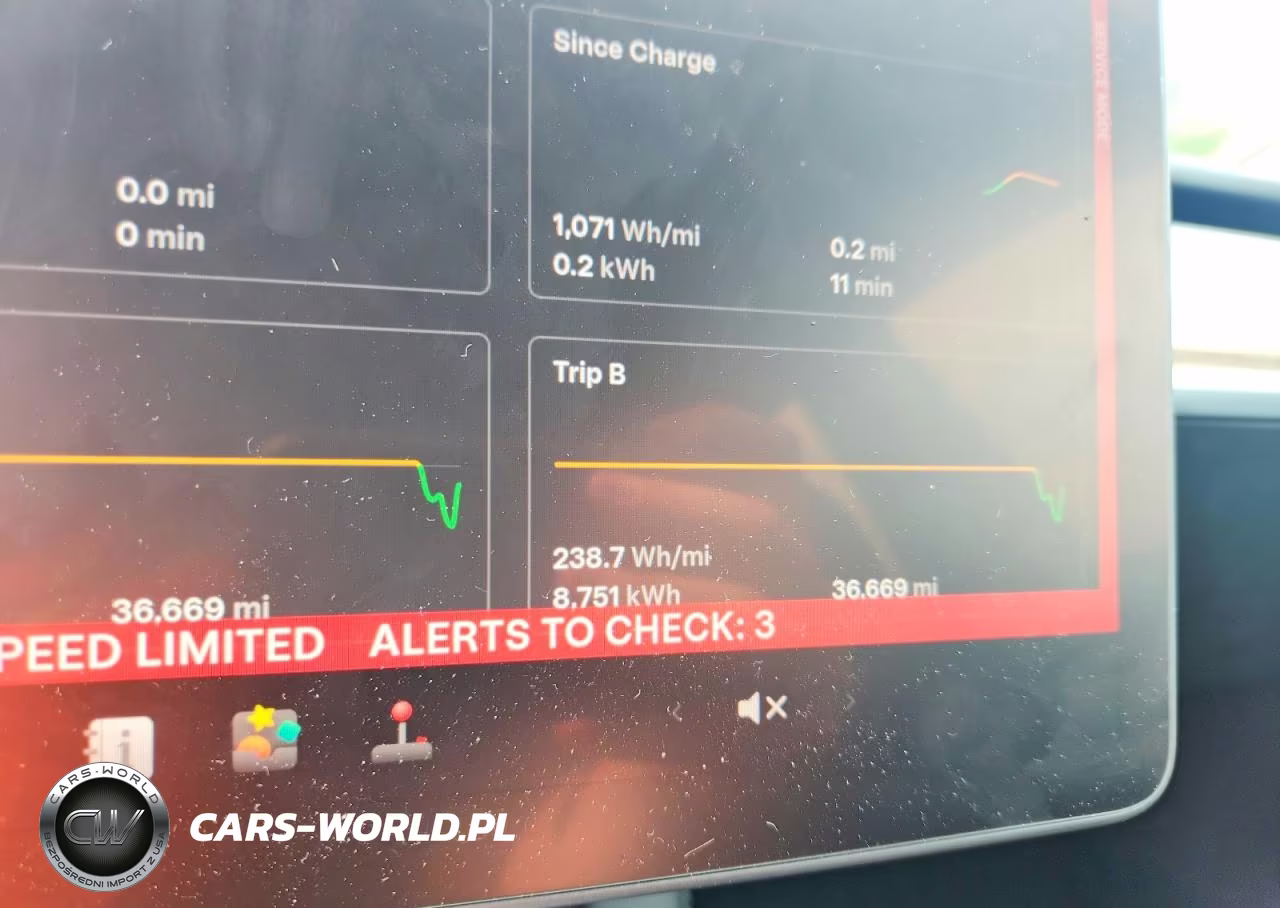 2023 Tesla Model 3 VIN:5YJ3E1EA1PF578710 - 9