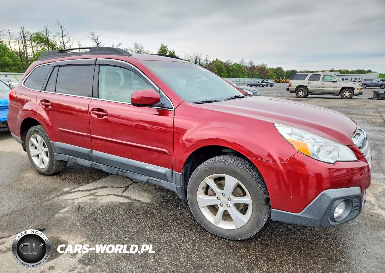 2014 Subaru Outback 2.5I Premium VIN:4S4BRBCC3E3240662 - 4