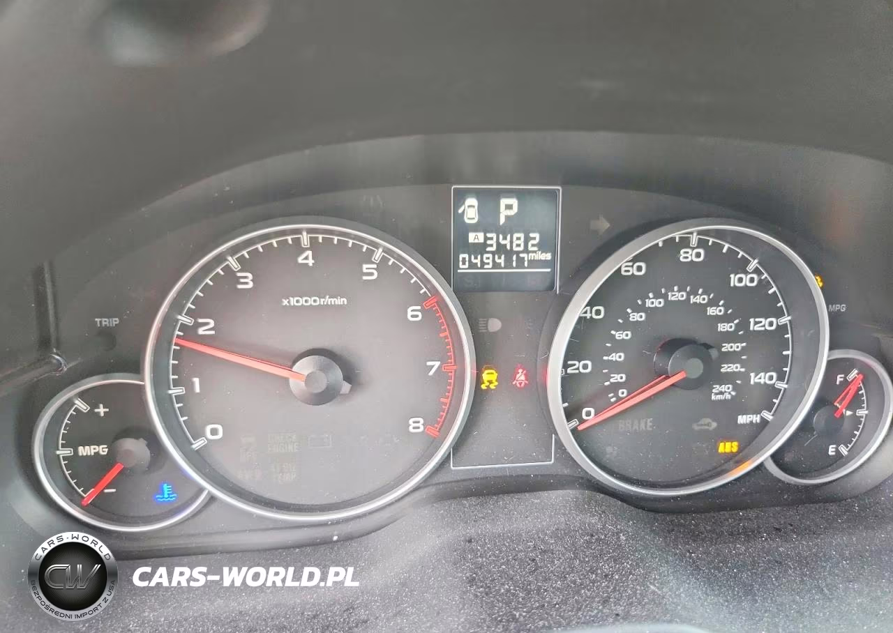2014 Subaru Outback 2.5I Premium VIN:4S4BRBCC3E3240662 - 9