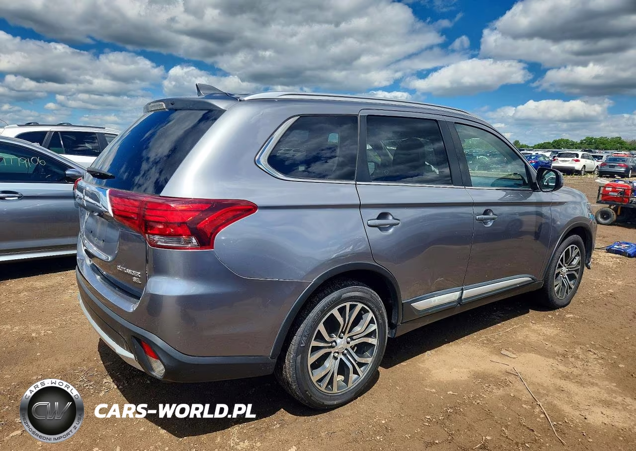 2017 Mitsubishi Outlander Se VIN:JA4AD3A32HZ070846 - 3