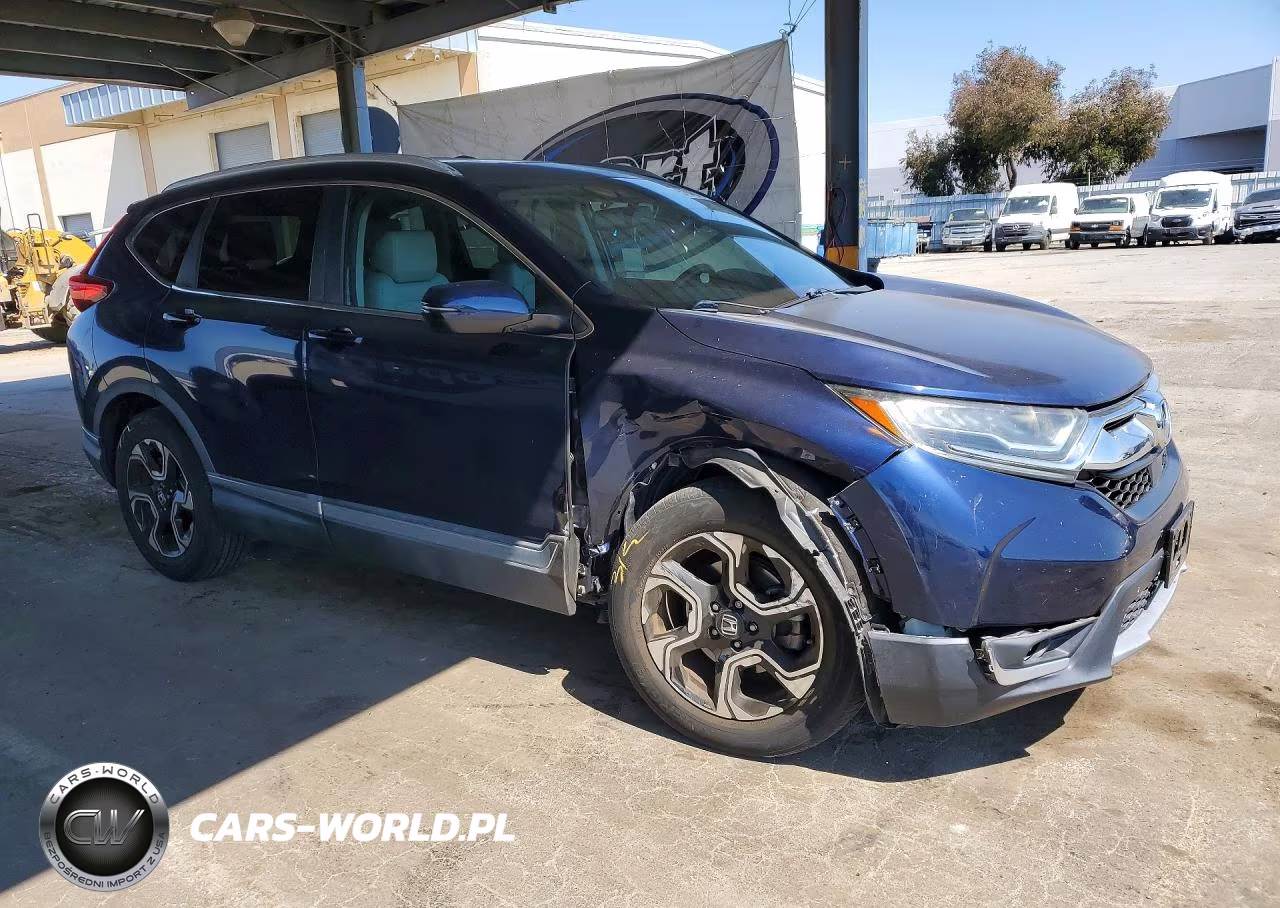 2018 Honda Cr-V Touring VIN:7FARW1H98JE026061 - 4