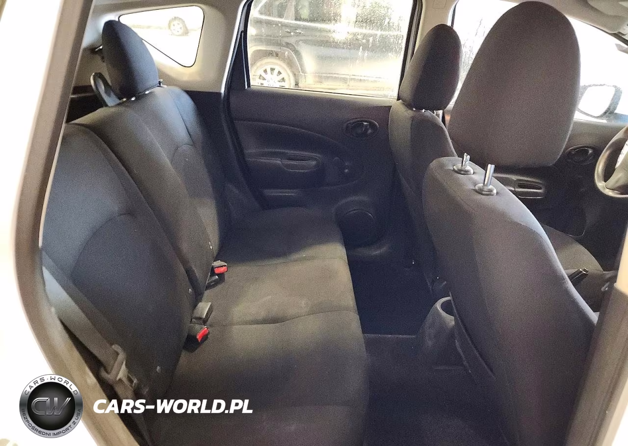 2019 Nissan Versa Note S VIN:3N1CE2CP2KL355926 - 10