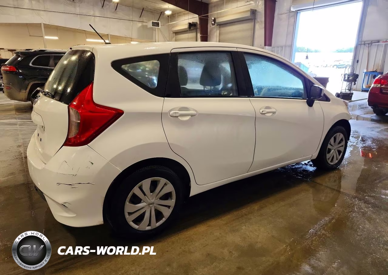 2019 Nissan Versa Note S VIN:3N1CE2CP2KL355926 - 3