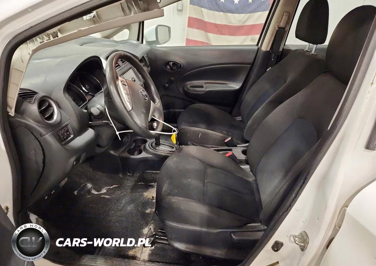 2019 Nissan Versa Note S VIN:3N1CE2CP2KL355926 - 7