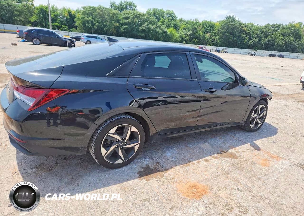 2023 Hyundai Elantra Sel VIN:KMHLS4AG4PU413189 - 3