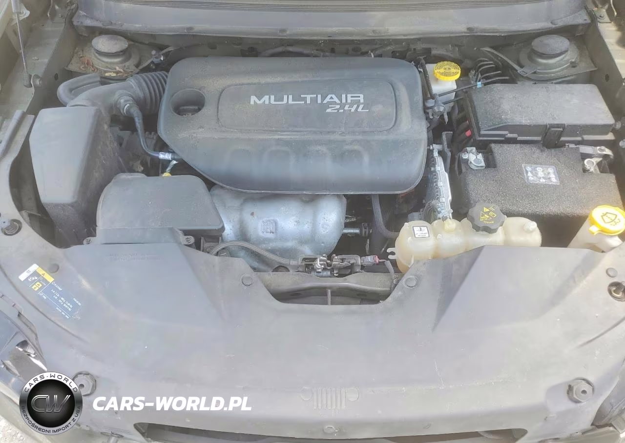 2019 Jeep Cherokee Latitude Plus VIN:1C4PJLLB3KD184811 - 12