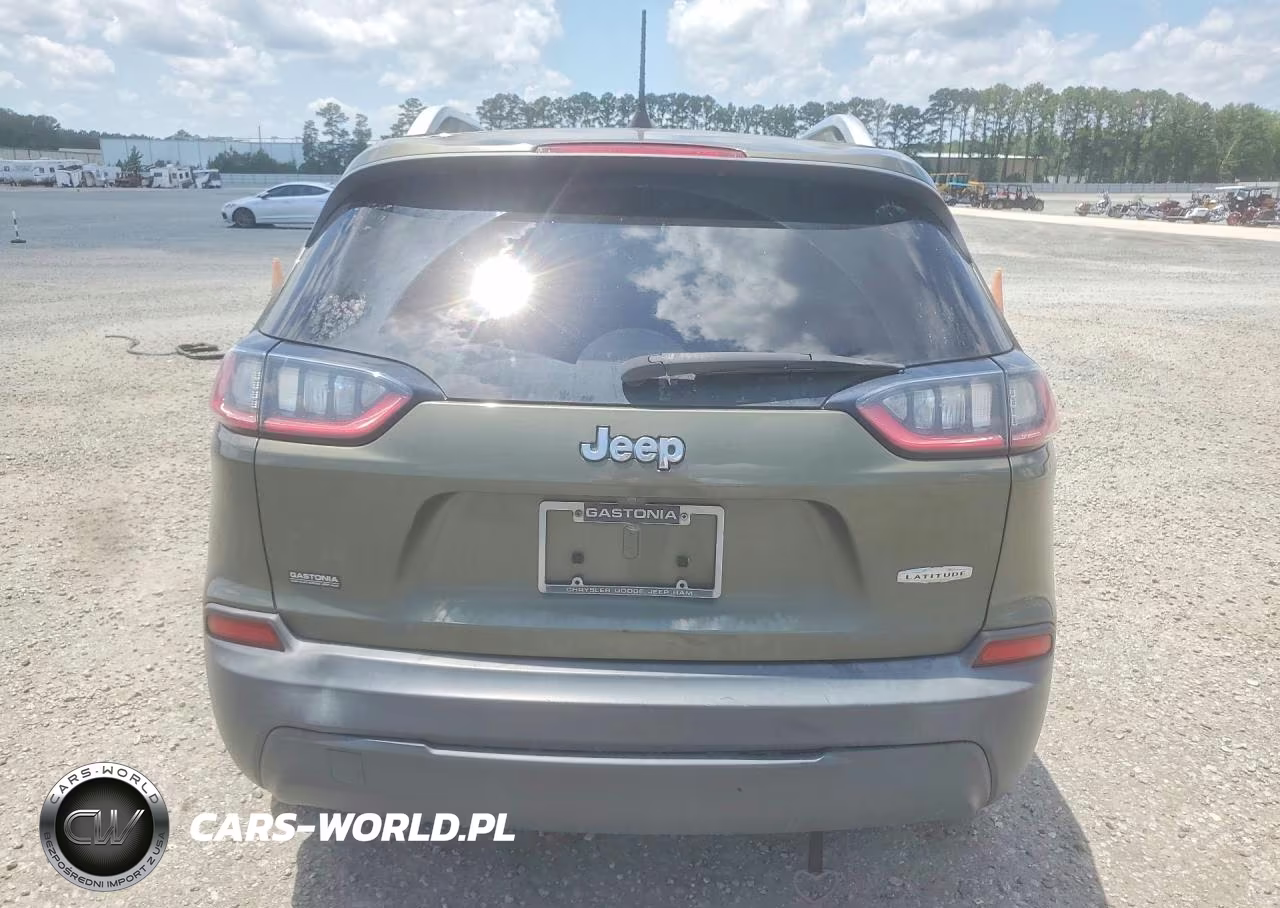 2019 Jeep Cherokee Latitude Plus VIN:1C4PJLLB3KD184811 - 6