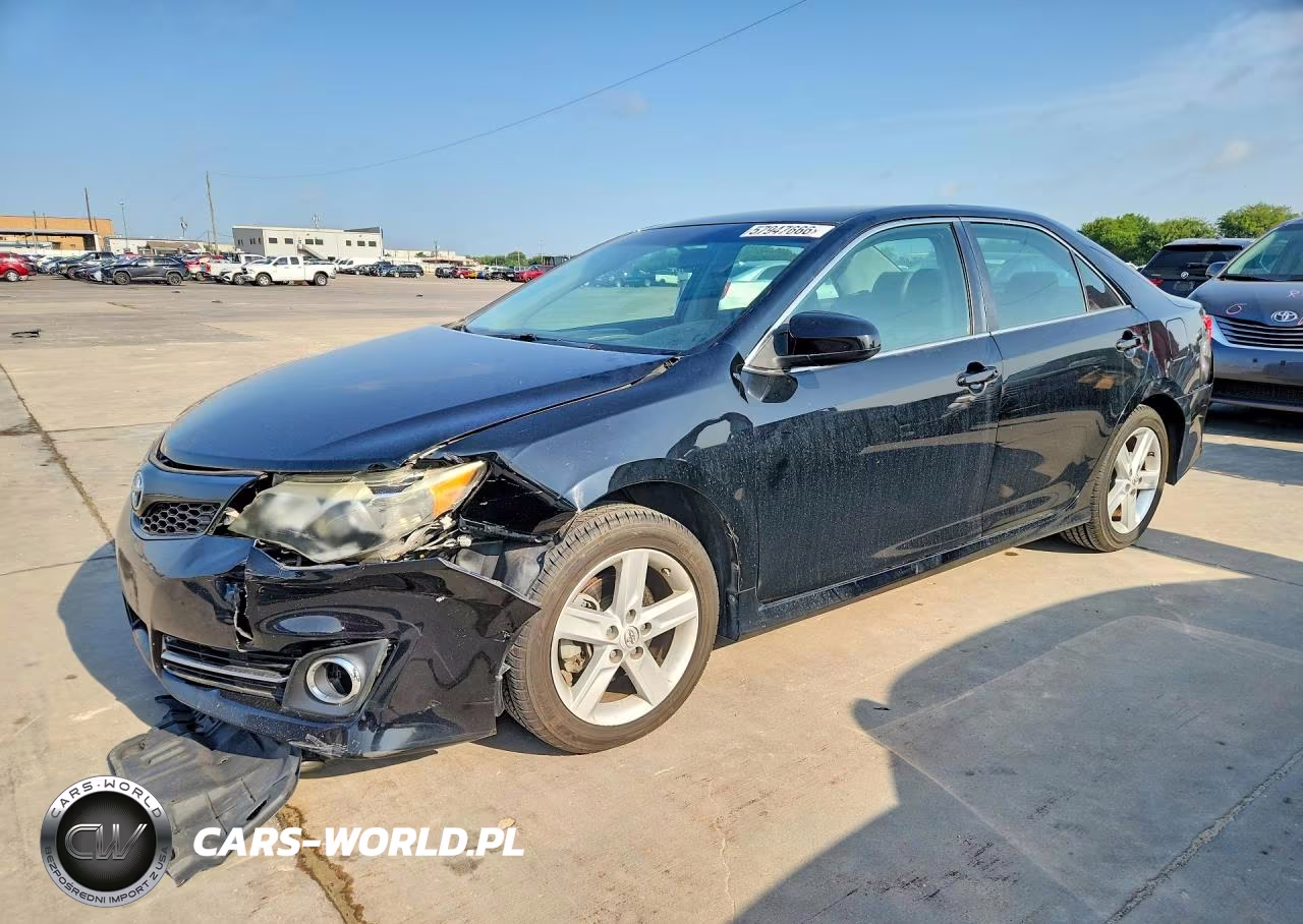2014 Toyota Camry Se – zdjęcie 1 z 12