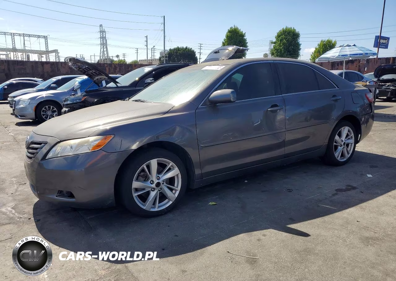 2007 Toyota Camry Le – zdjęcie 1 z 12
