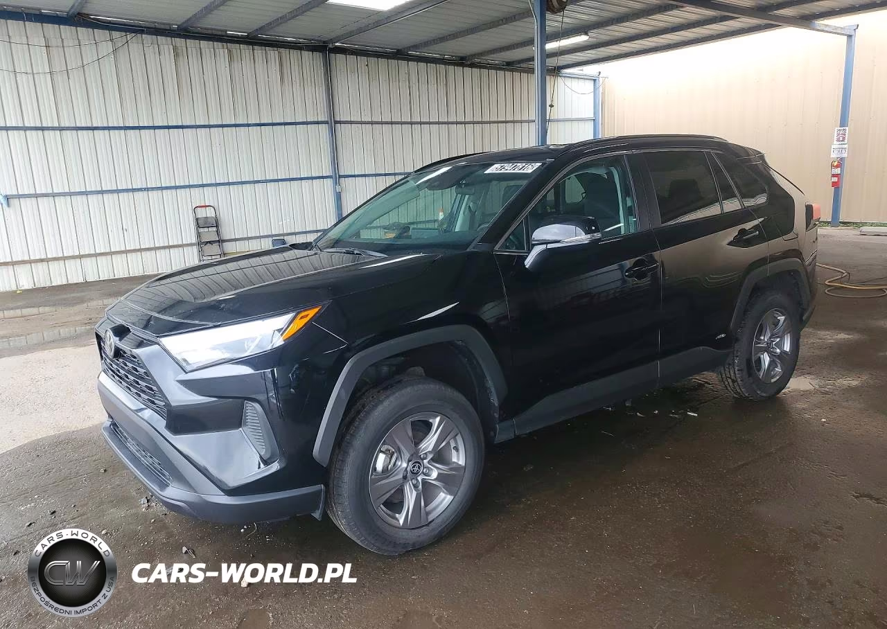 2025 Toyota Rav4 Le – zdjęcie 1 z 14