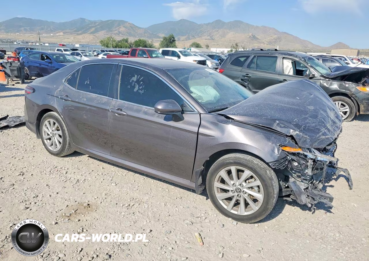 2024 Toyota Camry Le VIN:4T1C11AK5RU880405 - 4