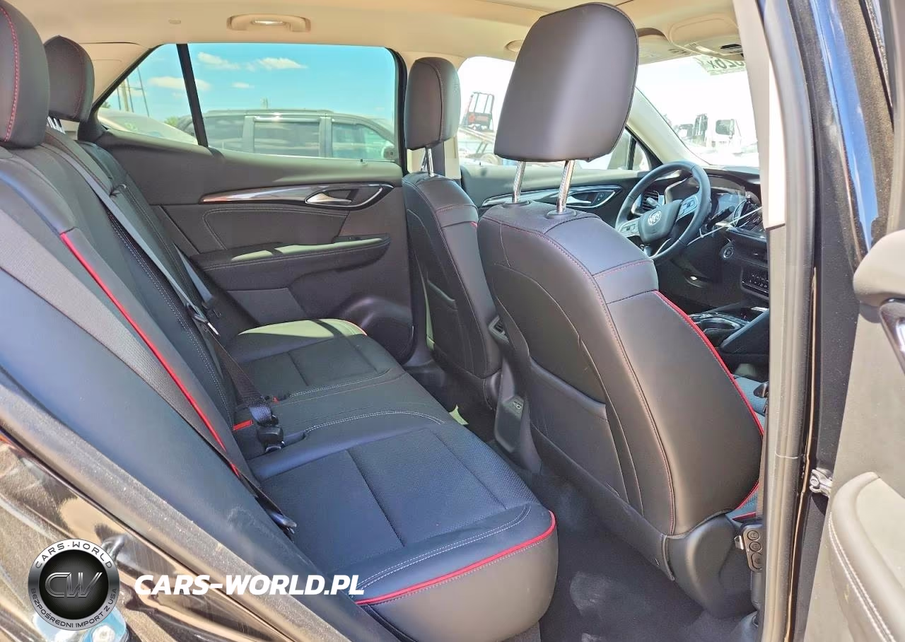 2023 Buick Envision Essence VIN:LRBFZPR46PD230819 - 11