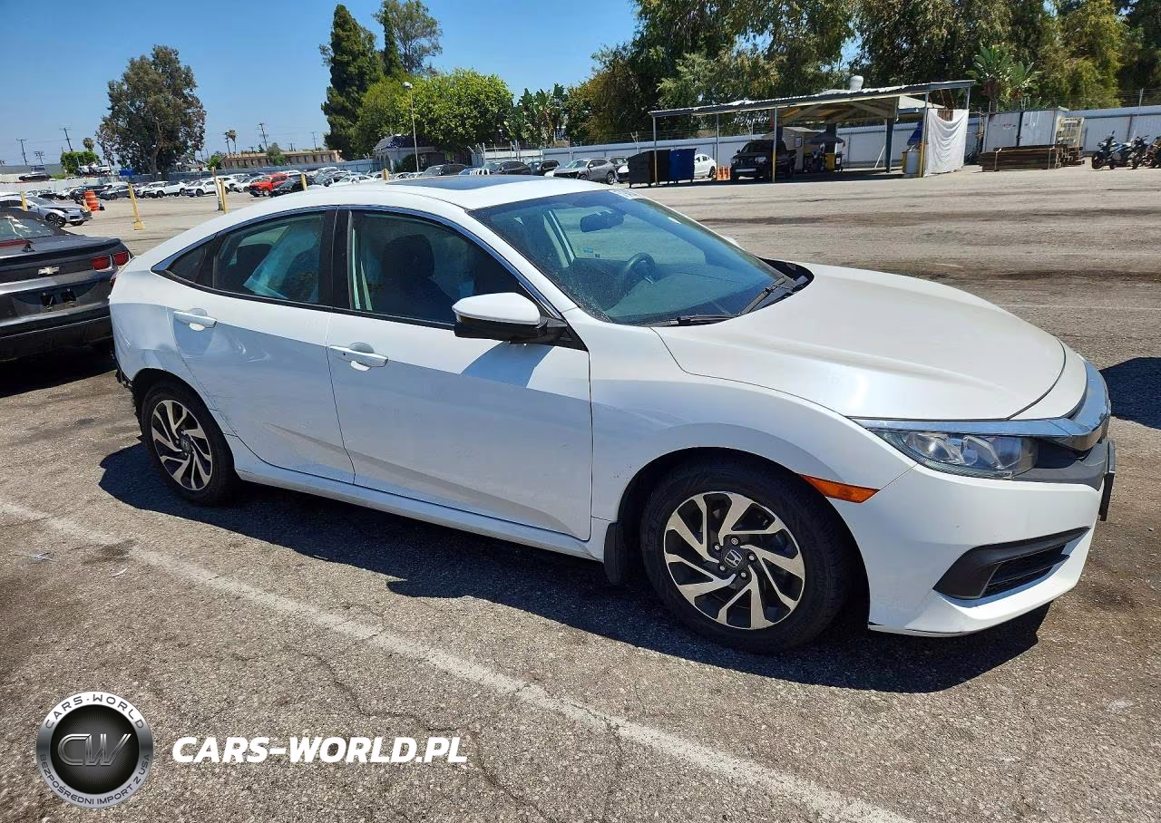 2017 Honda Civic Ex VIN:19XFC2F7XHE226180 - 4