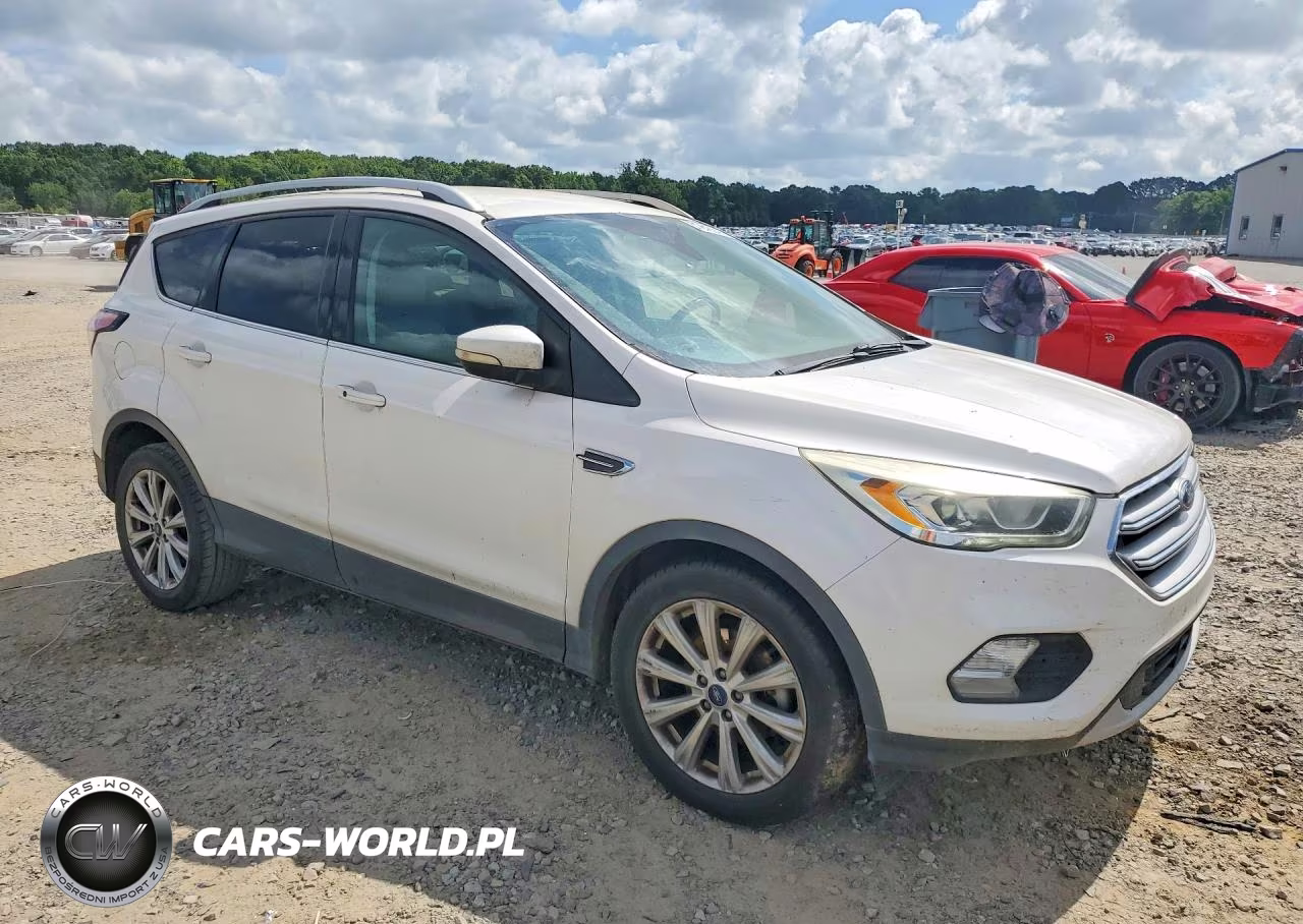 2017 Ford Escape Titanium VIN:1FMCU0JD4HUC43586 - 4