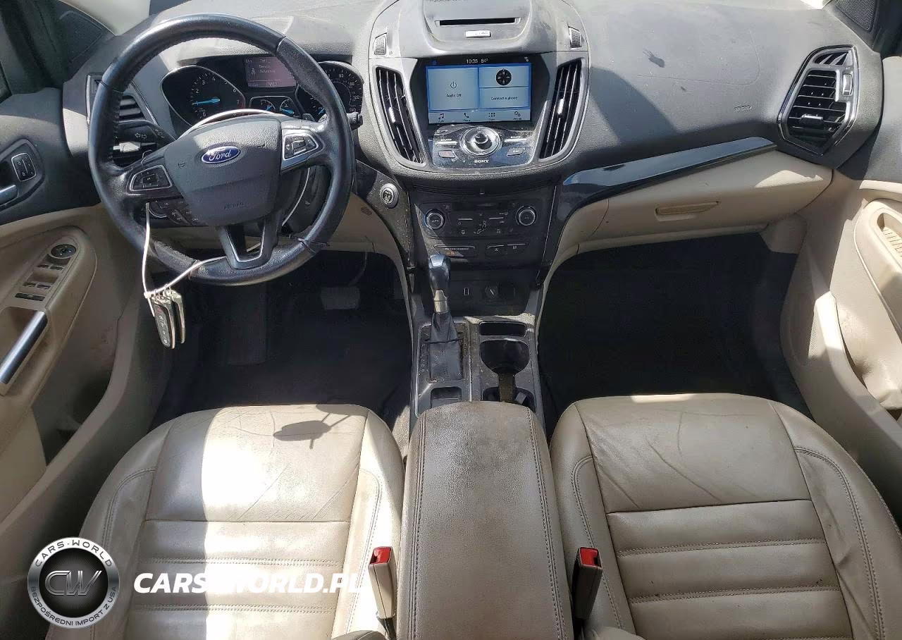 2017 Ford Escape Titanium VIN:1FMCU0JD4HUC43586 - 8