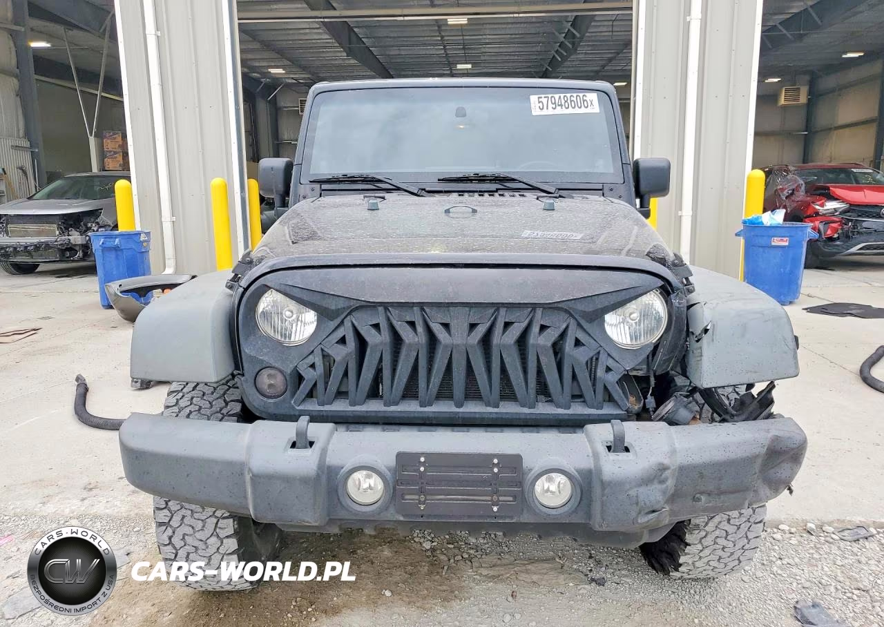 2012 Jeep Wrangler Unlimited Sport VIN:1C4BJWDG7CL100616 - 5